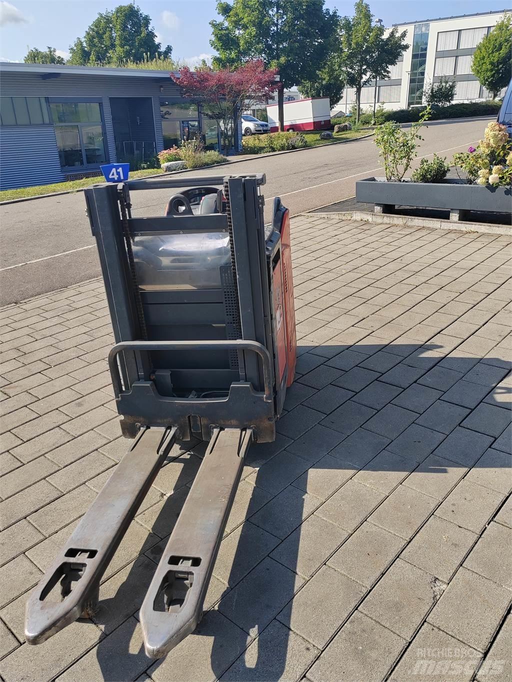 Linde L12 LHP SP Ročni električni viličar