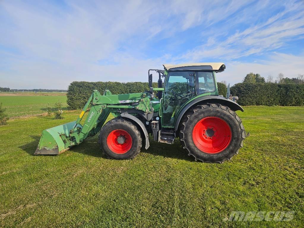 Fendt 211 Vario Traktorji