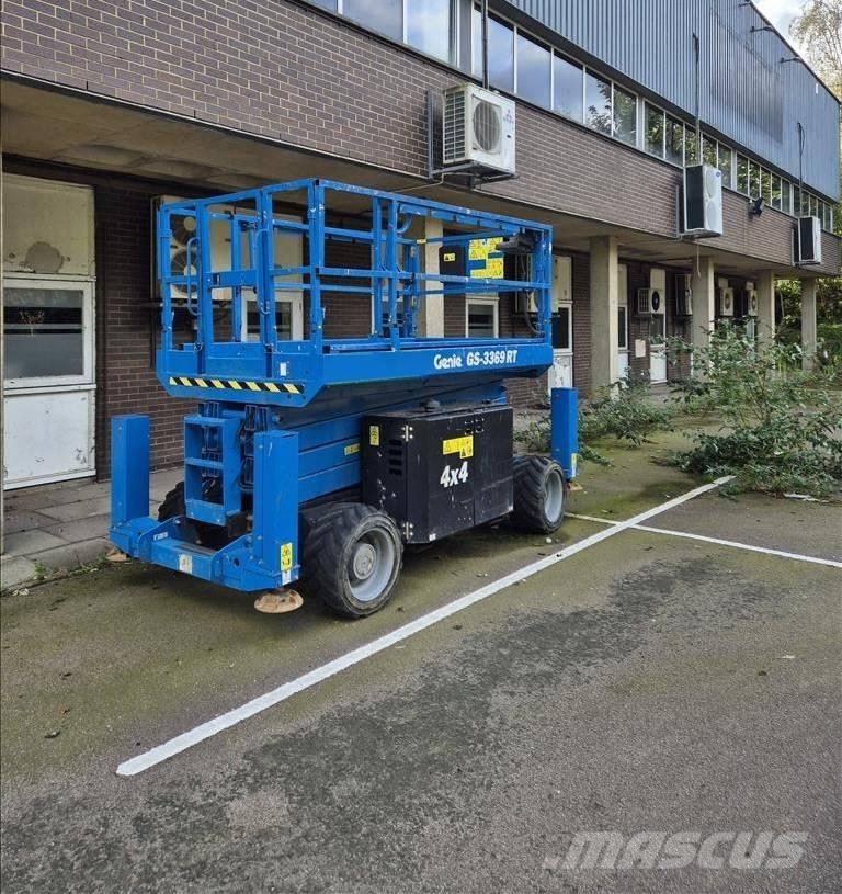Genie GS 3369 RT Škarjaste dvižne ploščadi