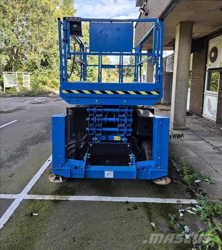 Genie GS 3369 RT Škarjaste dvižne ploščadi
