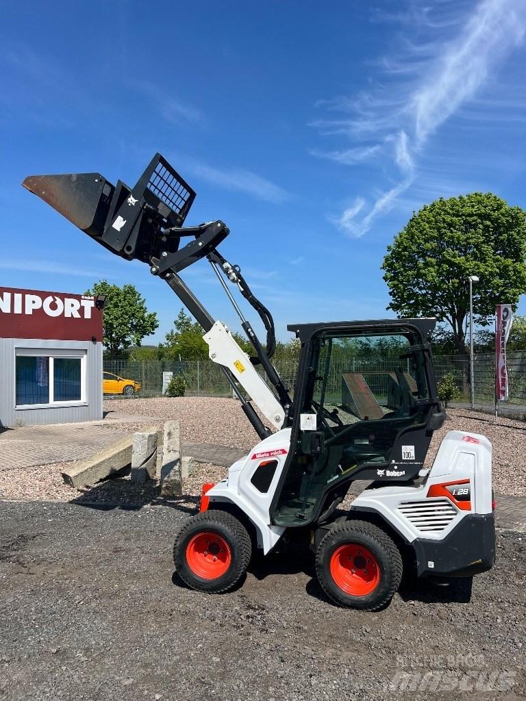 Bobcat L 28 Teleskopski viličarji