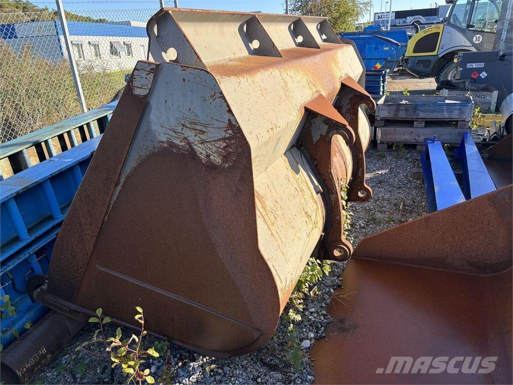 Liebherr L566 Kolesni nakladalci