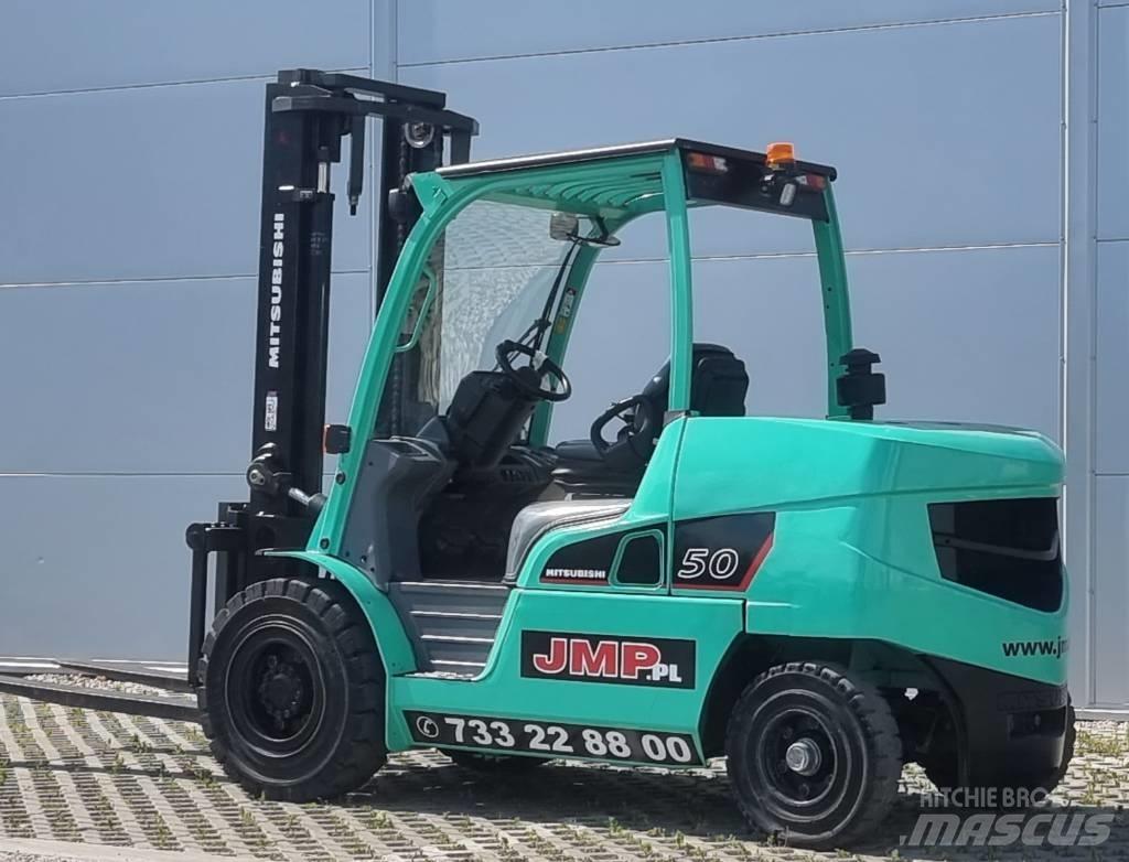 Mitsubishi FD50NT Dizelski viličarji
