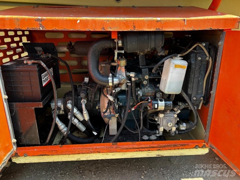 JLG 260 MRT Škarjaste dvižne ploščadi