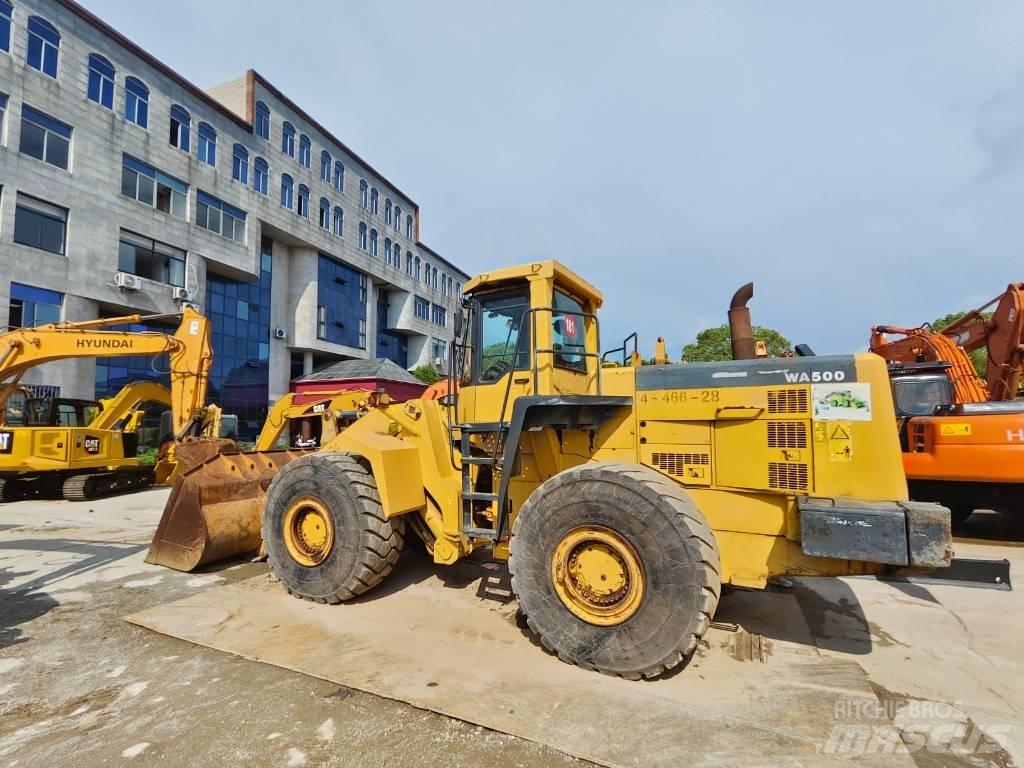 Komatsu WA 500-3 Kolesni nakladalci