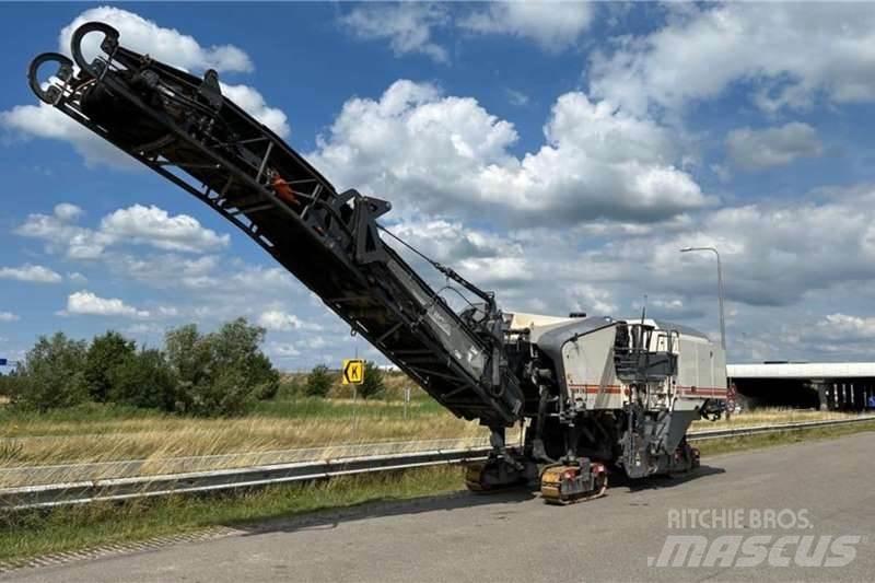 Wirtgen W210 Drugi tovornjaki