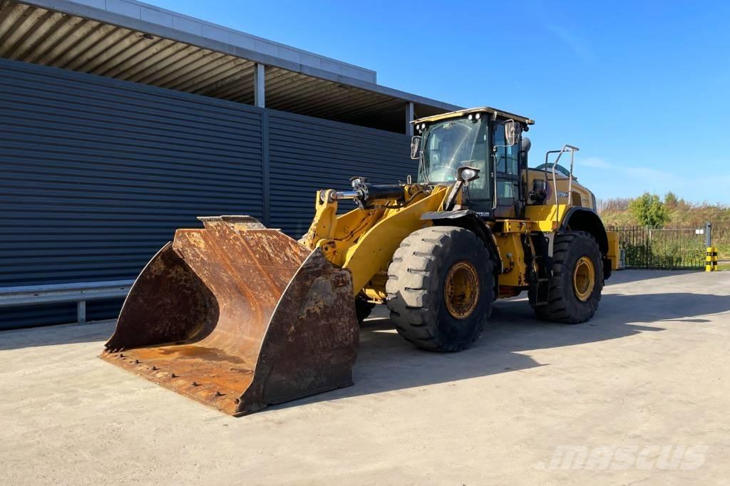 CAT 972M Kolesni nakladalci