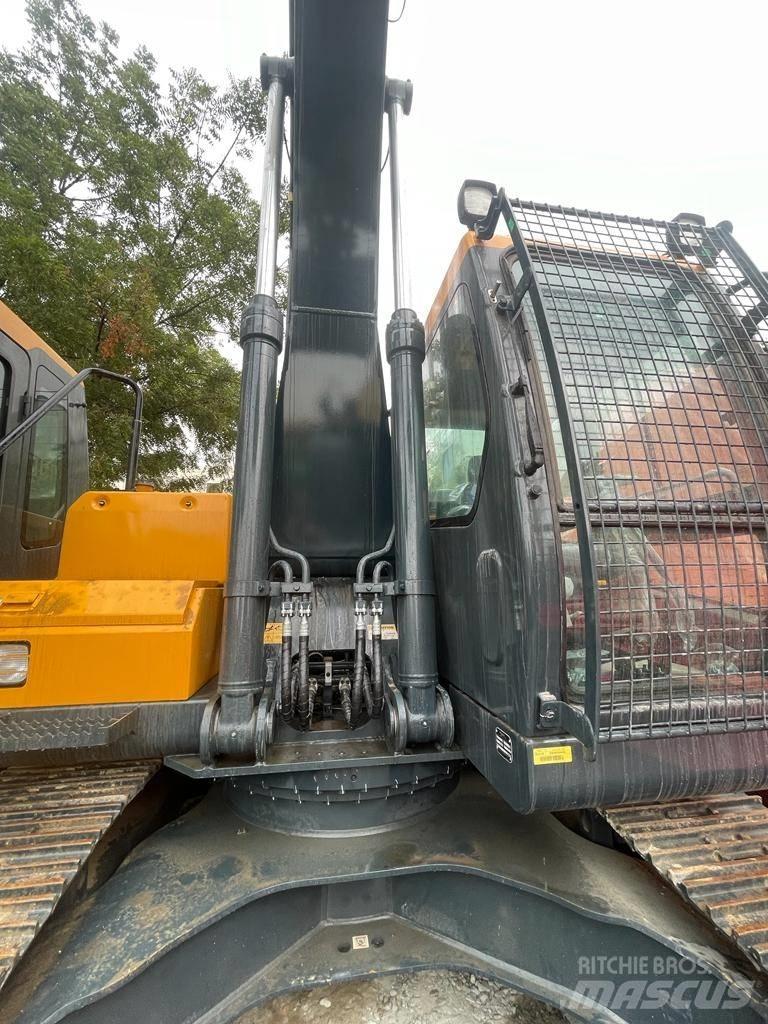 Hyundai R210 Bagri goseničarji