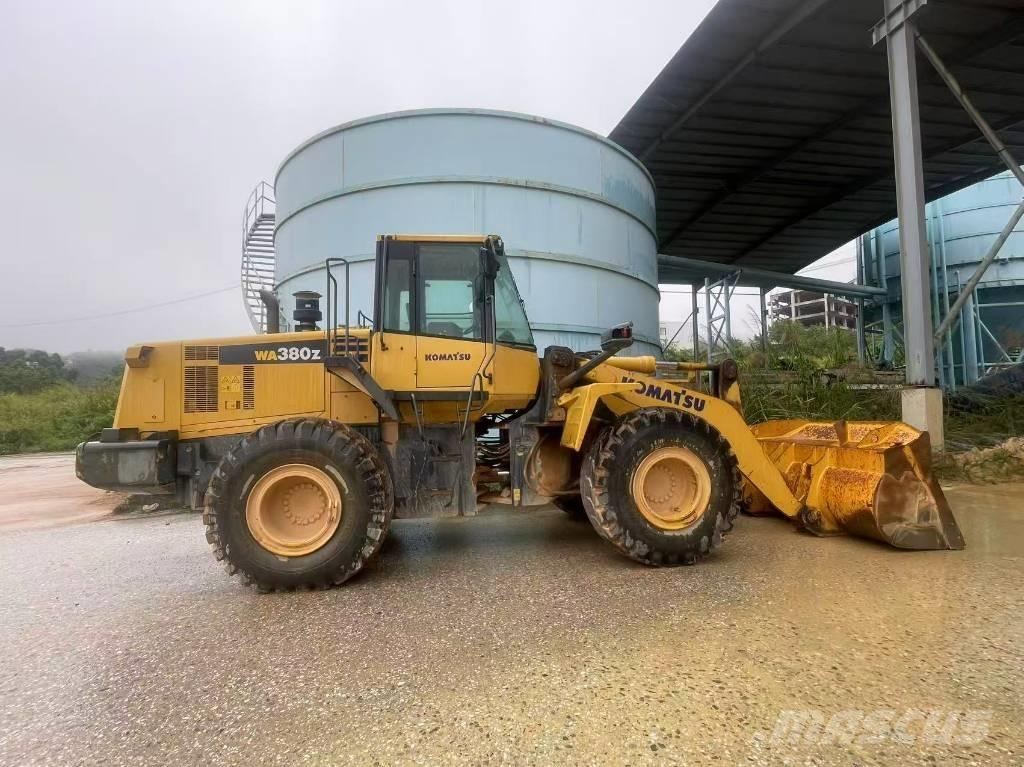Komatsu WA 380-6 Kolesni nakladalci