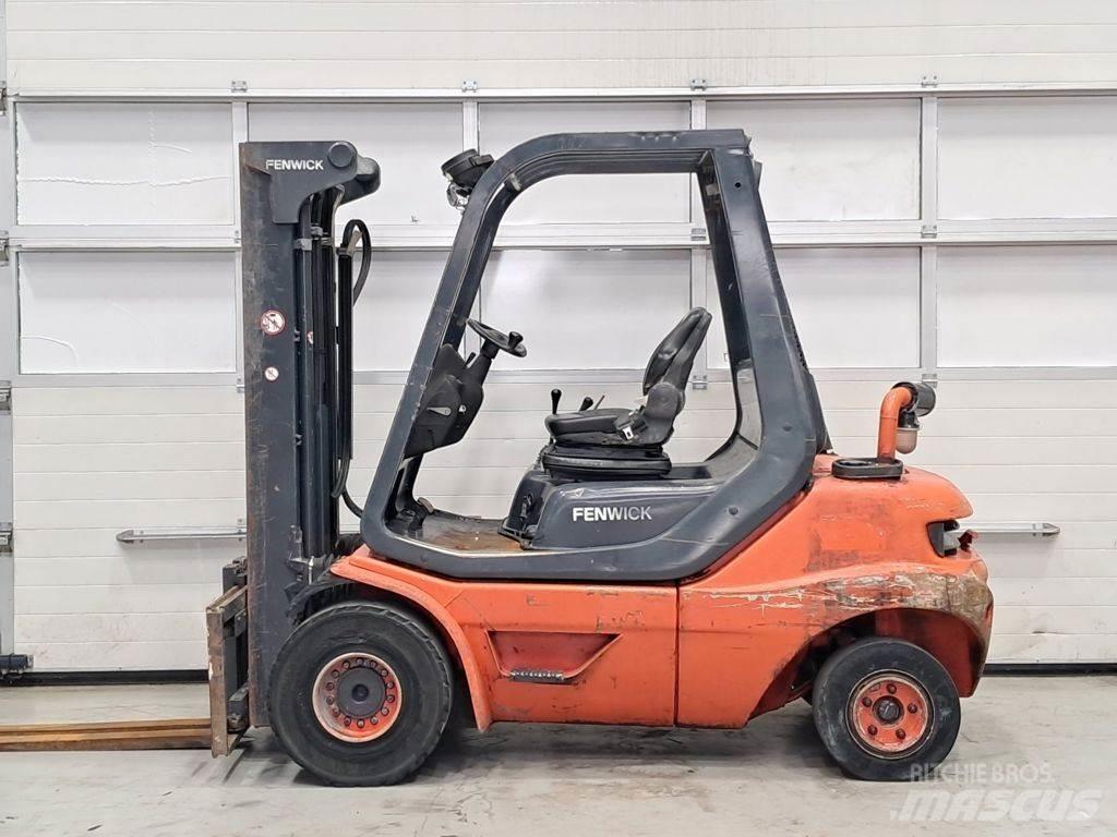 Linde H30D-03 Dizelski viličarji