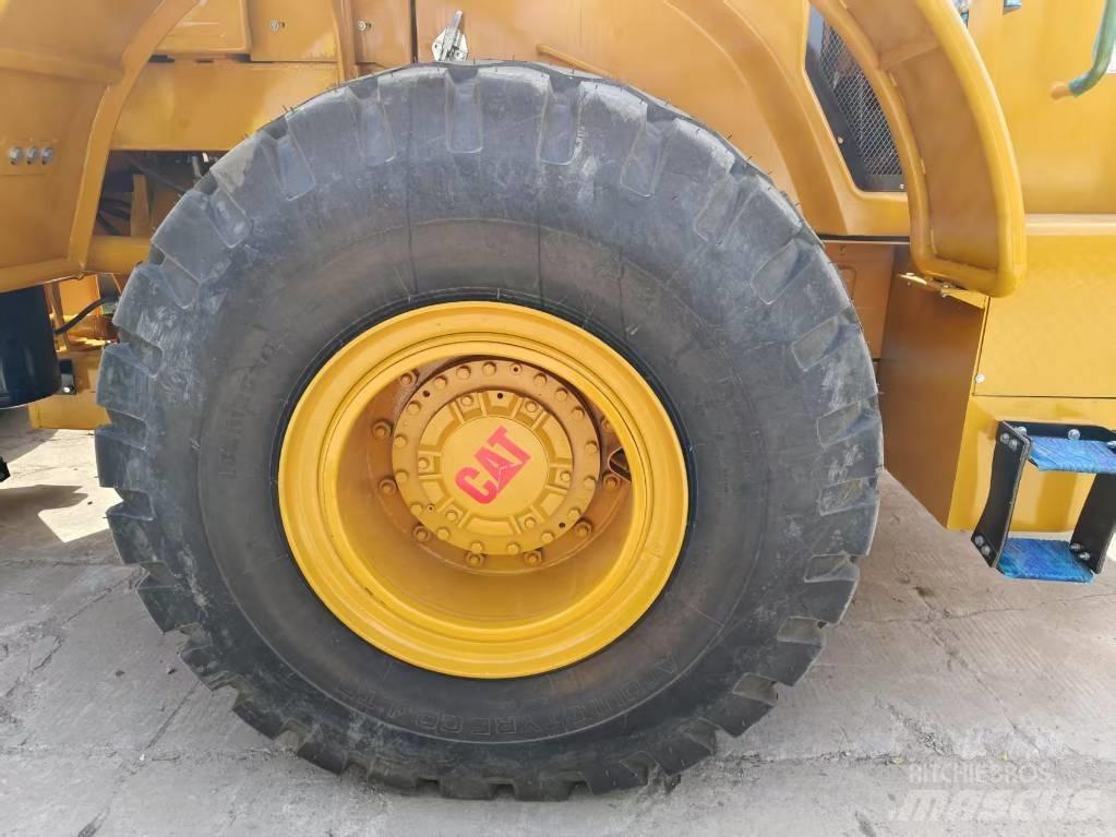 CAT 950 GC Kolesni nakladalci