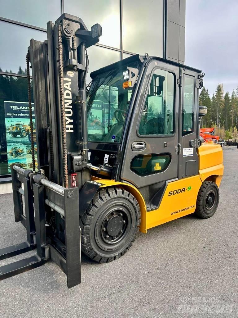 Hyundai 50DA-9 Dizelski viličarji