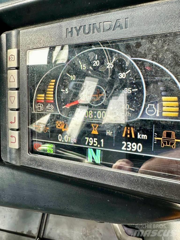 Hyundai 50DA-9 Dizelski viličarji