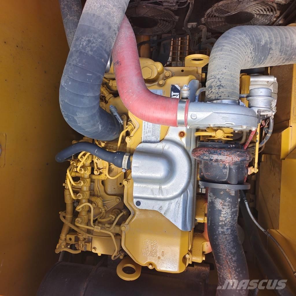 CAT 320 GC Bagri goseničarji
