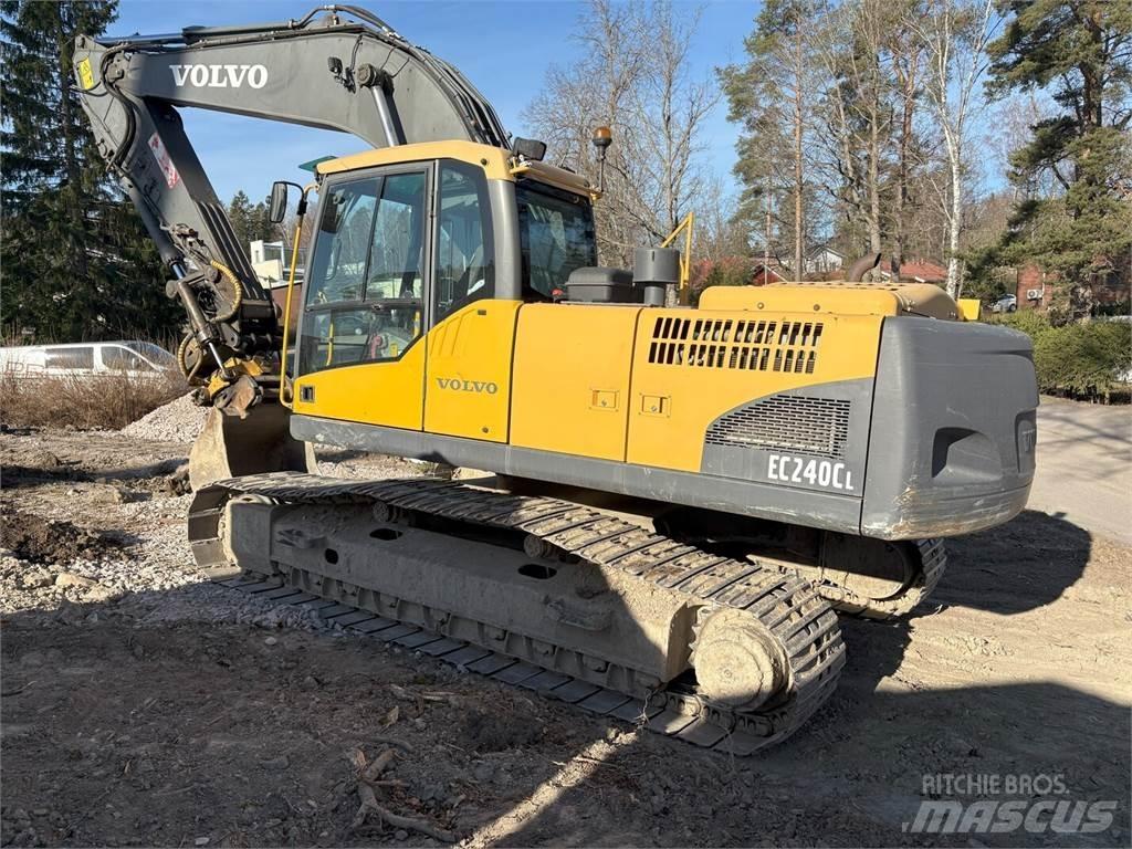 Volvo EC240CL Bagri goseničarji