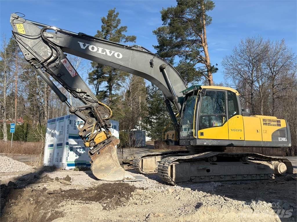 Volvo EC240CL Bagri goseničarji