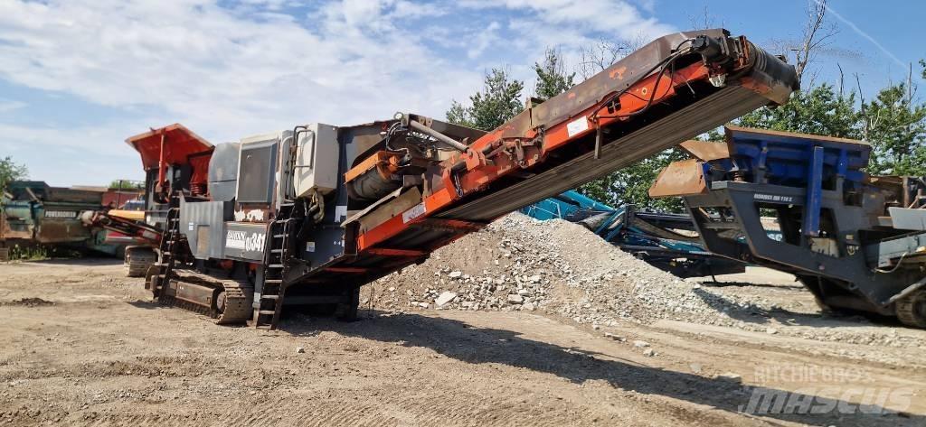 Sandvik QJ 341 Mobilni drobilniki