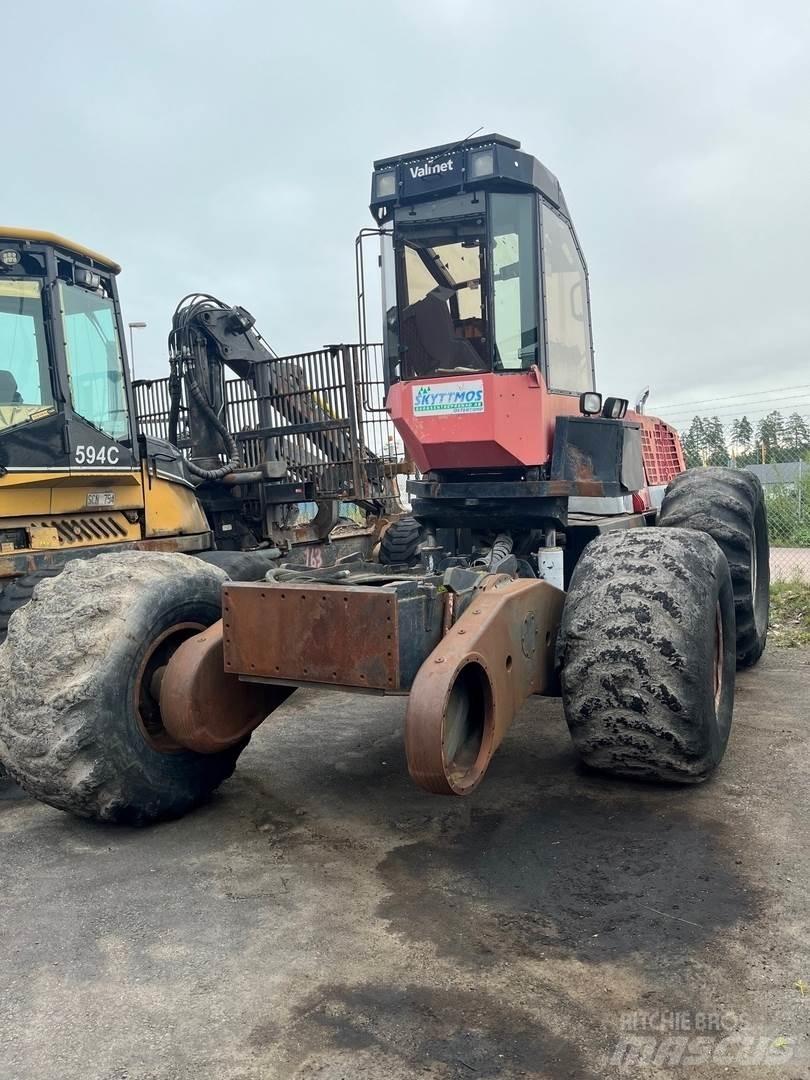 Valmet 921 Harvesterji