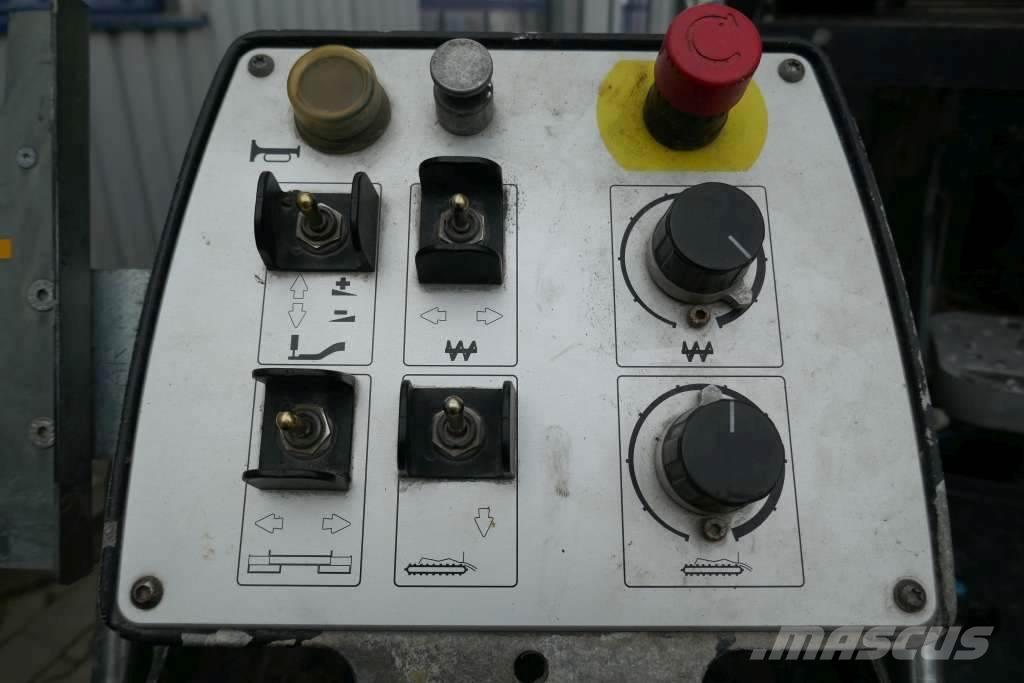 Bomag BF 300 C Manjši stroji za asfalterska dela