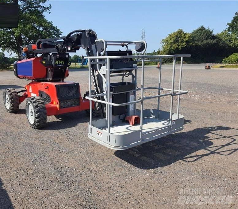 Manitou ManGo 12 Zglobne dvižne ploščadi