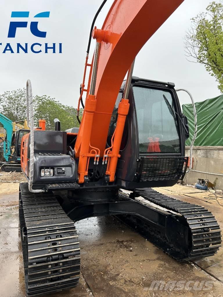 Hitachi ZX 120 Bagri goseničarji