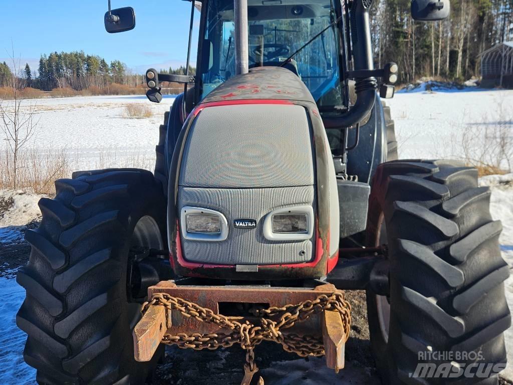 Valtra T 170 Traktorji