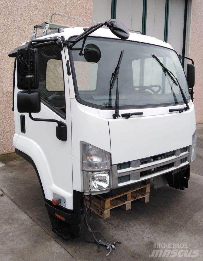 Isuzu FRR Euro 5 Kabine in notranjost