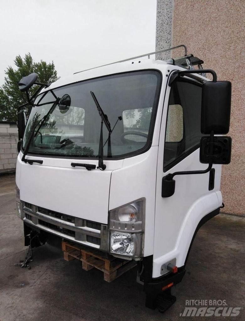 Isuzu FRR Euro 5 Kabine in notranjost