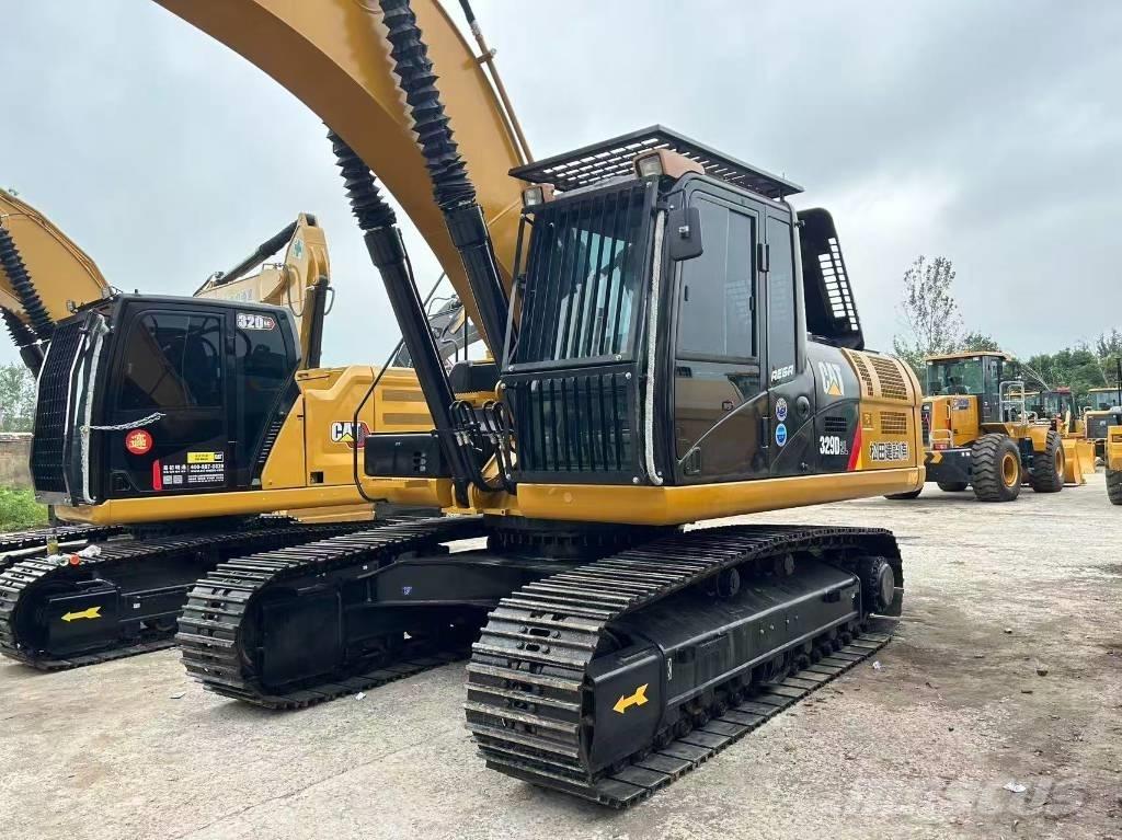 CAT 329 Bagri goseničarji