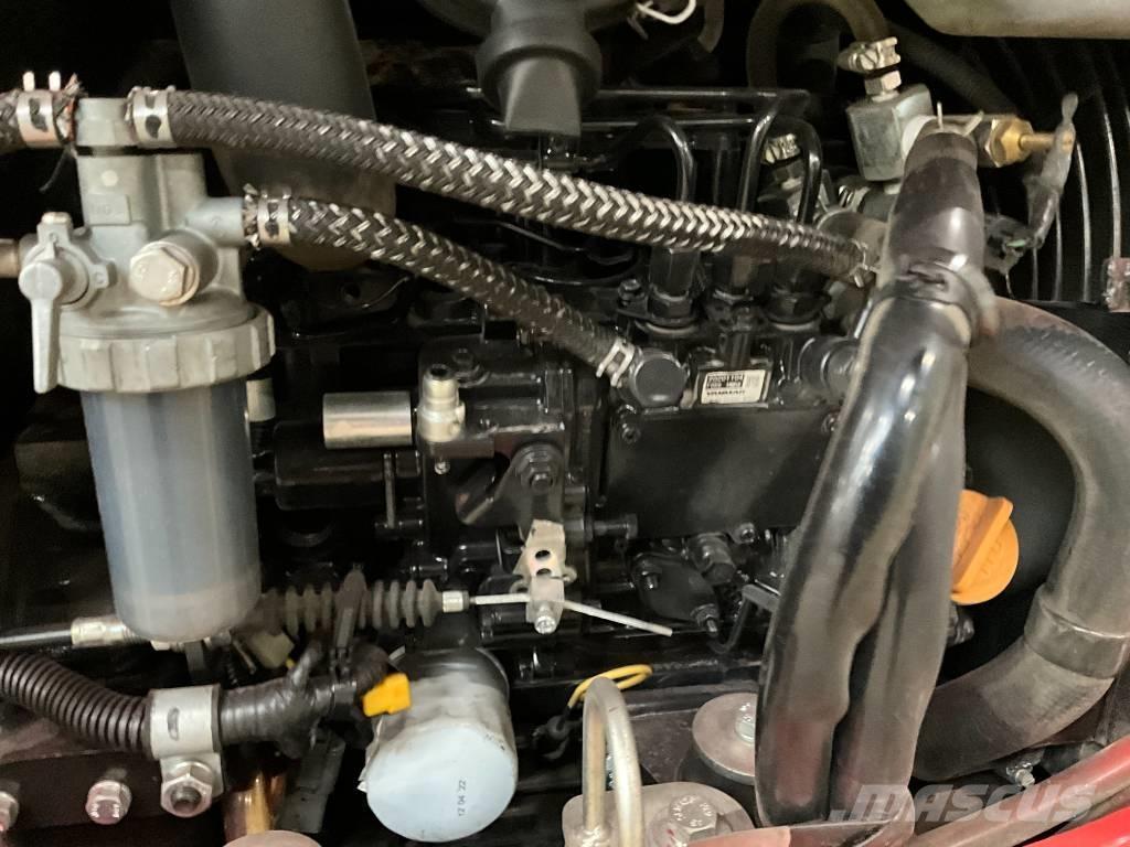 Takeuchi TB 216 Mini bagri <7t