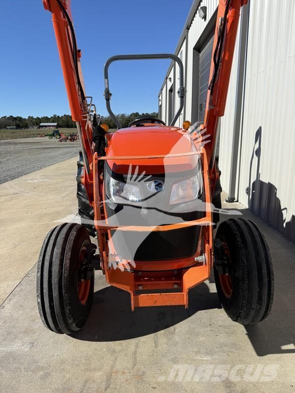 Kubota MX5200 Traktorji