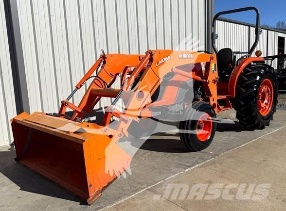 Kubota MX5200 Traktorji