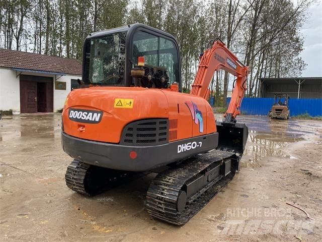 Doosan DH 60-7 Mini bagri <7t