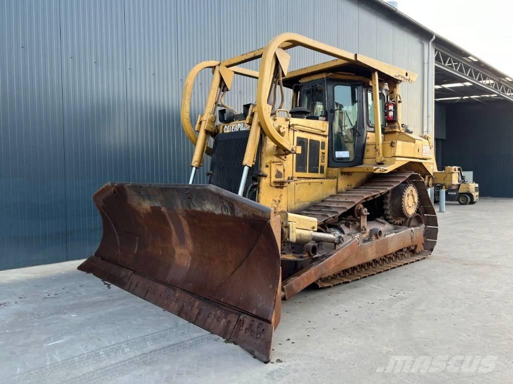CAT D7H Buldožerji goseničarji