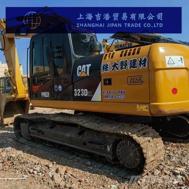 CAT 323 D Bagri goseničarji