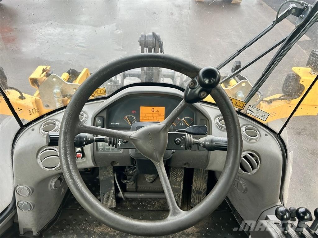 Volvo L60G LONGBOOM Kolesni nakladalci