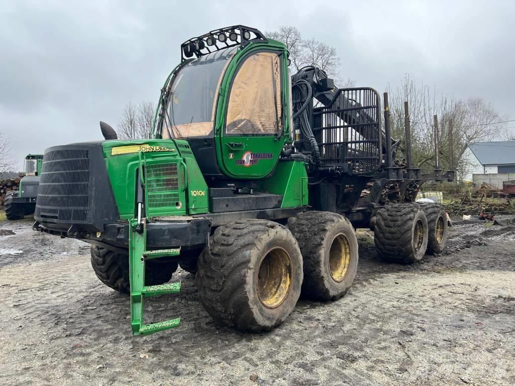 John Deere 1010 E Forwarderji