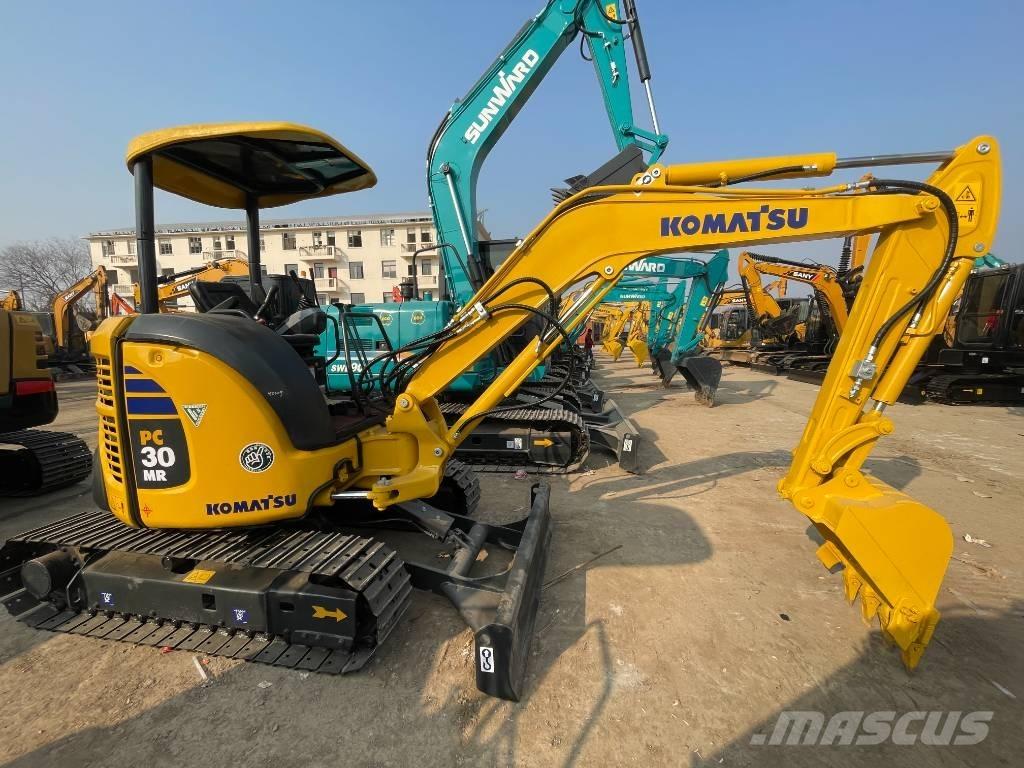 Komatsu PC 30 Mini bagri <7t