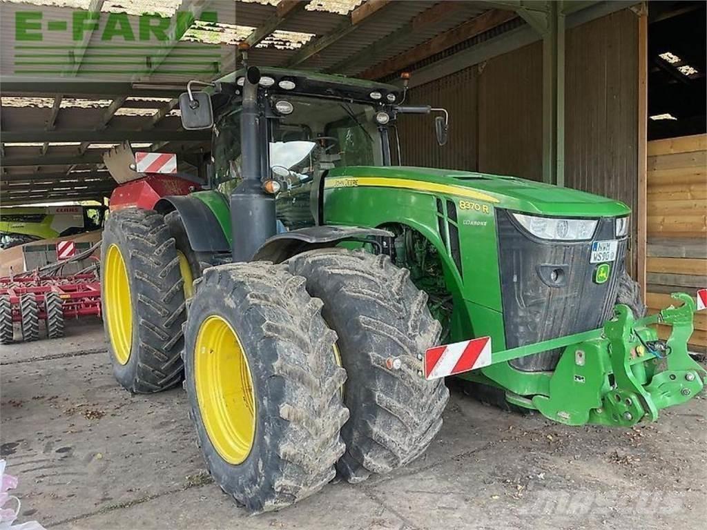 John Deere 8370 r Traktorji