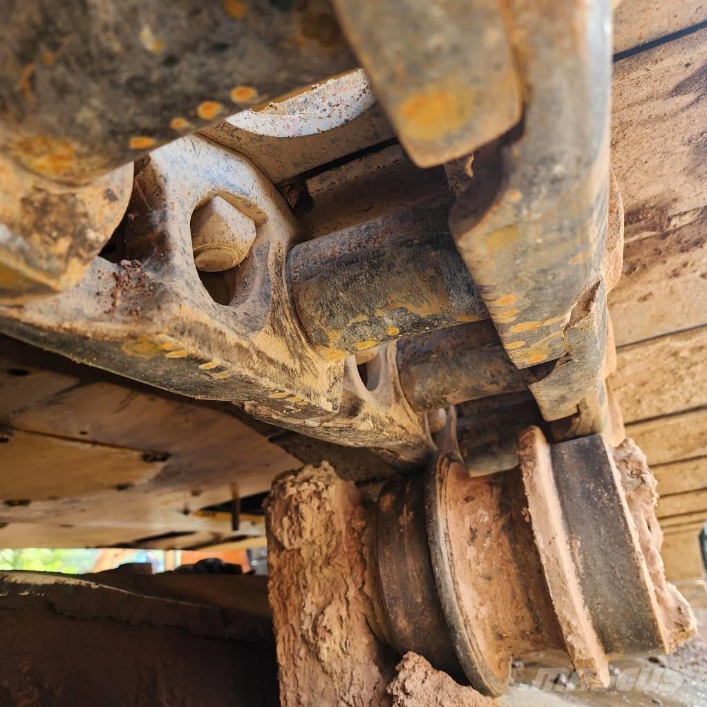 CAT 349F Bagri goseničarji