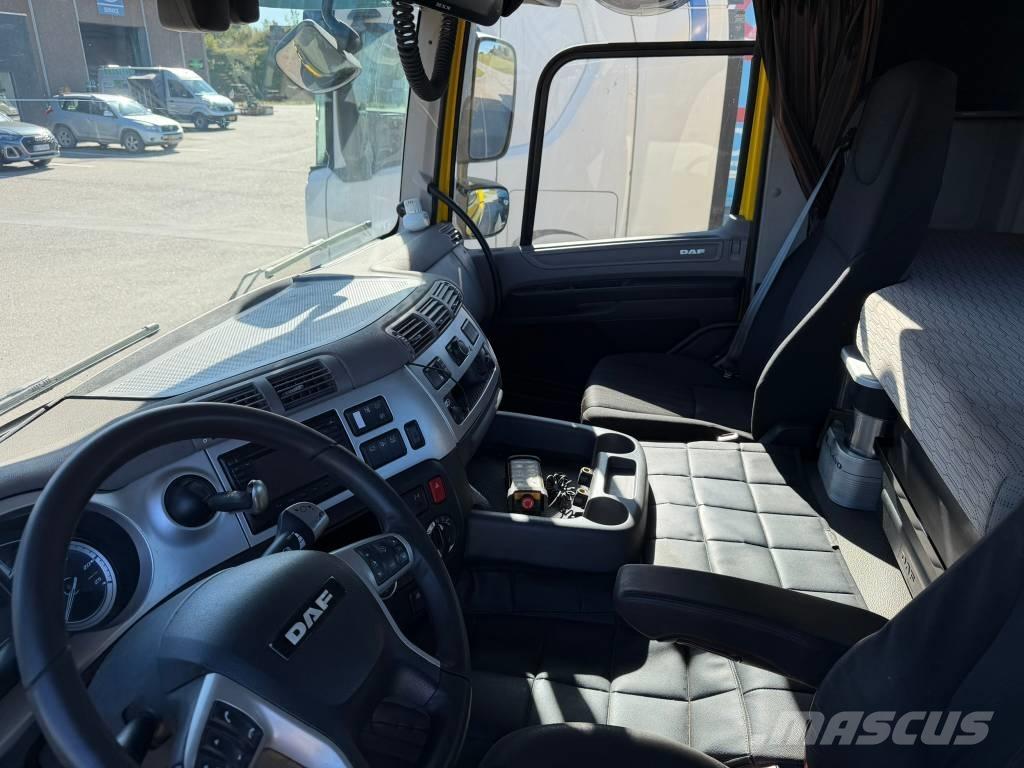 DAF CF 530 Razstavljivi tovornjaki z žičnimi dvigali