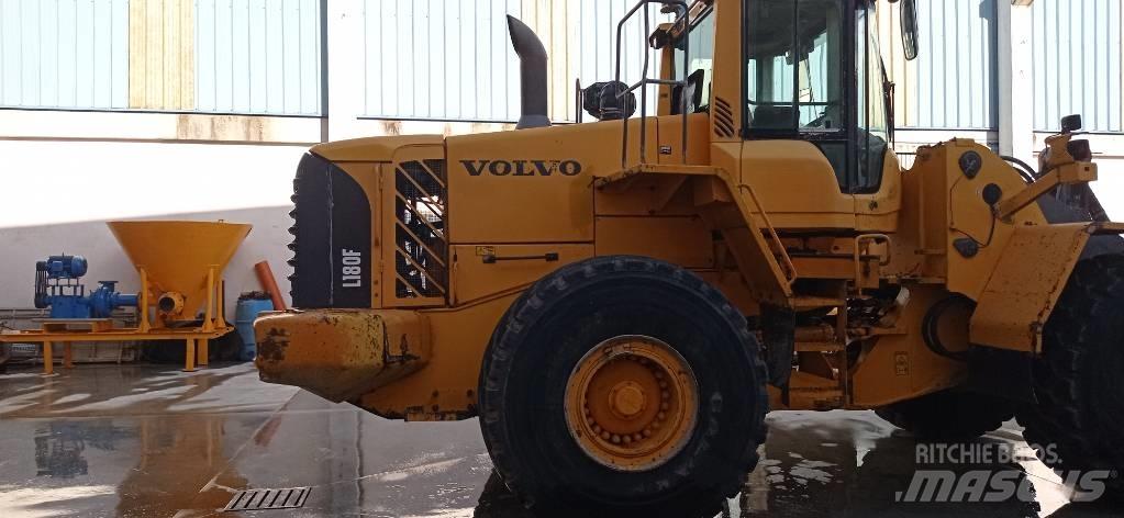 Volvo L 180 F Kolesni nakladalci