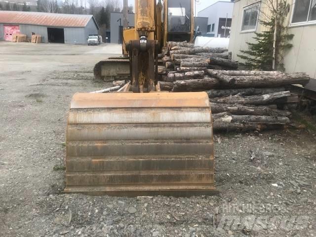 John Deere 690 D Bagri goseničarji