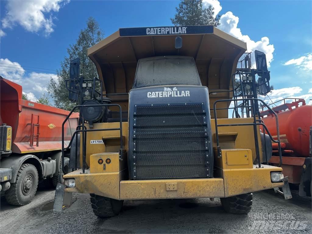 CAT 770 Drugo