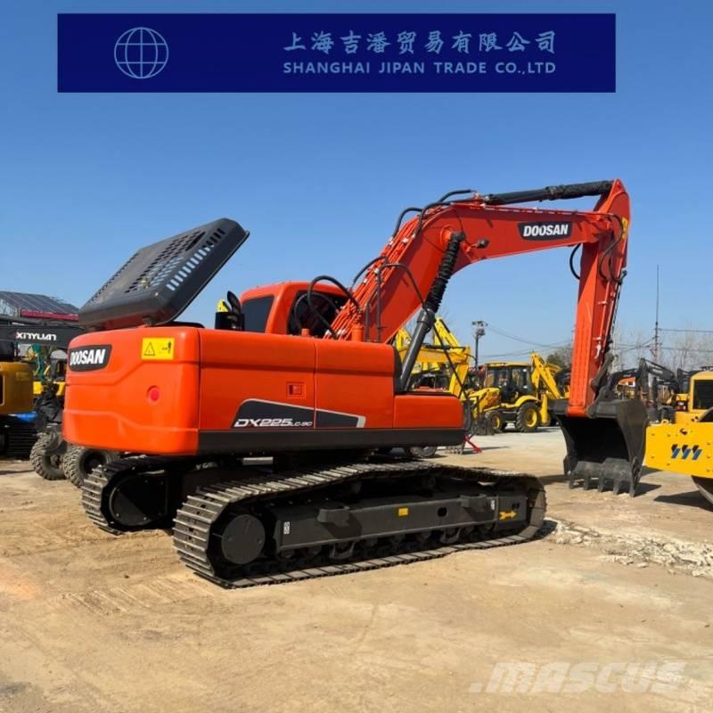 Doosan DX 225 Bagri goseničarji