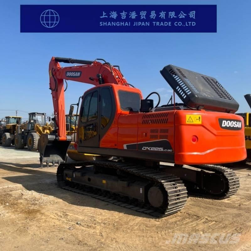 Doosan DX 225 Bagri goseničarji