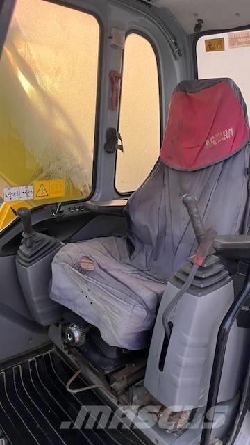 Kobelco E 175 Bagri goseničarji