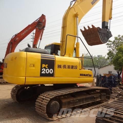 Komatsu PC 200-7 Bagri goseničarji