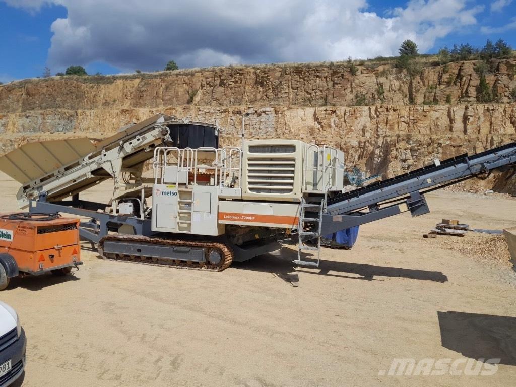 Metso LT200HP Mobilni drobilniki