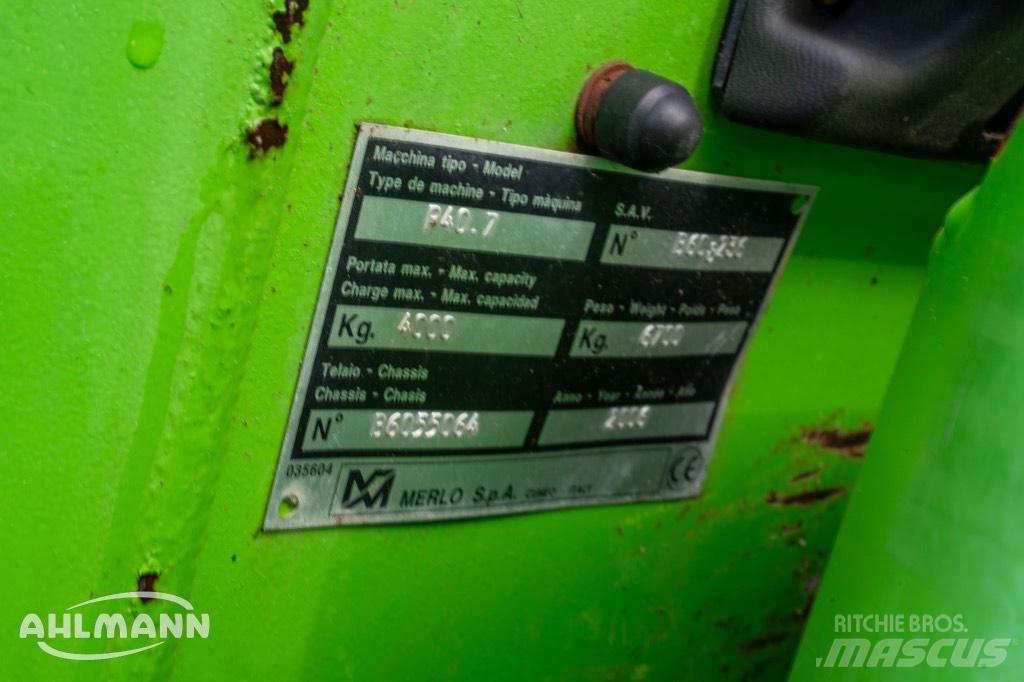 Merlo P 40.7 Kmetijski teleskopski nakladalci